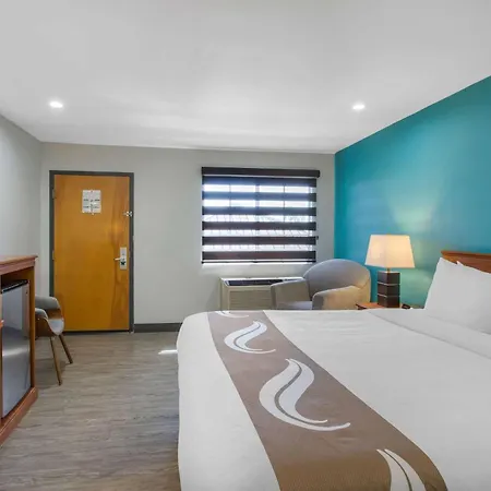 Quality Inn Near Hollywood Walk Of Fame-3